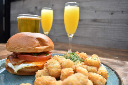 the-taphouse-brunch-mimosas